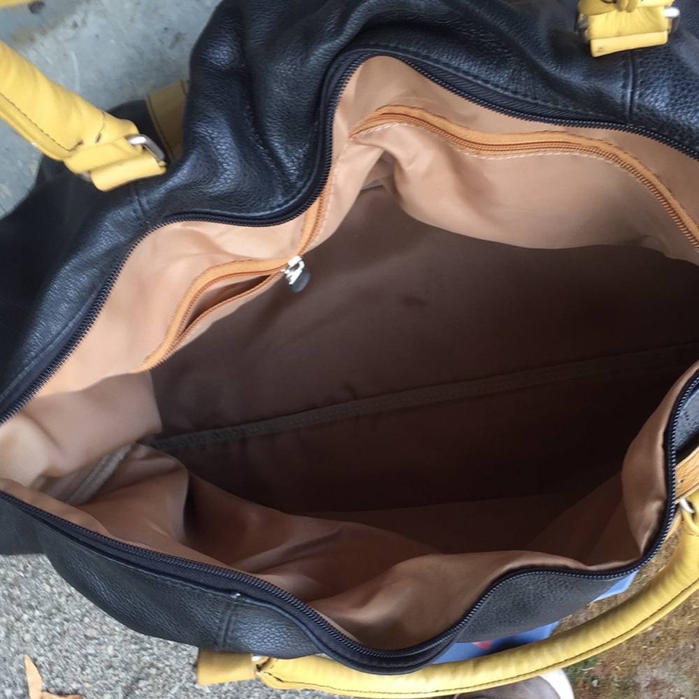 Found Original REAL LEATHER SAMPLE made for NBA. GREAT GIFT. BIG AND HEAVY - Picture 4 of 5